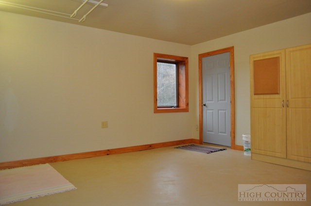 498 Cranberry Springs Road Fleetwood, NC 28626 - Photo 15 of 27