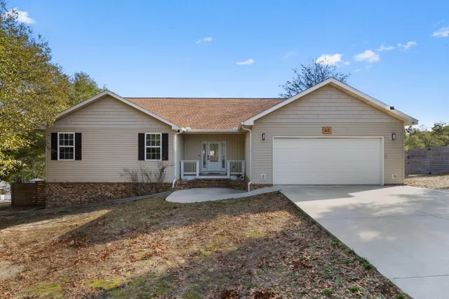 $425,000 | 40 Hidden Lakes Trail, DeFuniak Springs, FL 32433