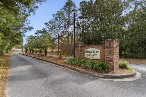 $385,000 | 40 Hidden Lakes Trail, DeFuniak Springs, FL 32433