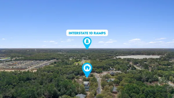 $385,000 | 40 Hidden Lakes Trail, DeFuniak Springs, FL 32433