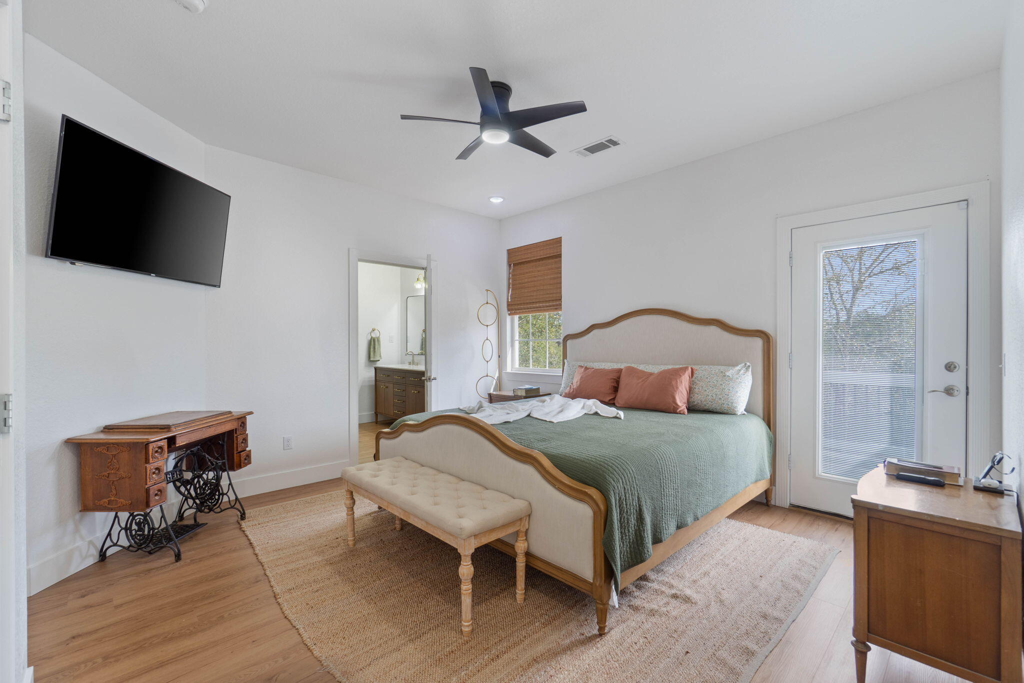 40 Hidden Lakes Trail DeFuniak Springs, FL 32433 - Photo 9 of 37 Primary Bedroom