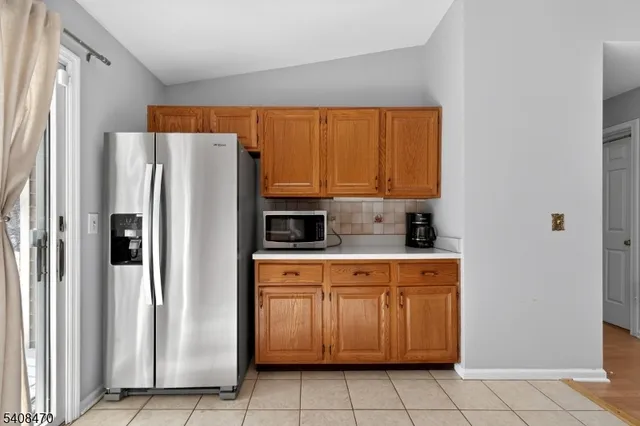 $370,000 | 68 Westchester Terrace, Annandale, NJ 08801