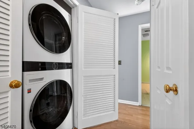 $370,000 | 68 Westchester Terrace, Annandale, NJ 08801