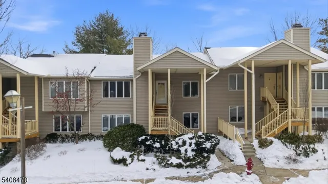 $370,000 | 68 Westchester Terrace, Annandale, NJ 08801