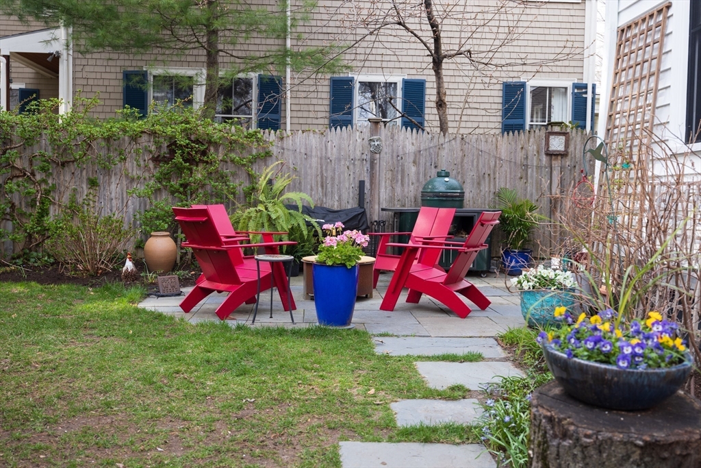 4 Vogel Terrace Brookline, MA 02445 - Photo 5 of 6 a view of entertaining space
