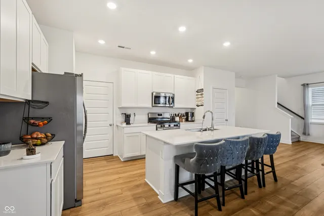 $2,100 | 4544 Nokes Place, Indianapolis, IN 46235