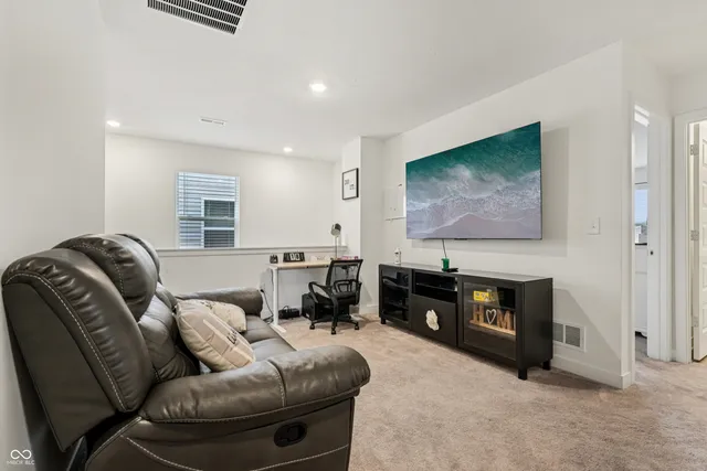 $2,100 | 4544 Nokes Place, Indianapolis, IN 46235