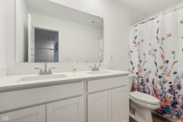 $2,100 | 4544 Nokes Place, Indianapolis, IN 46235