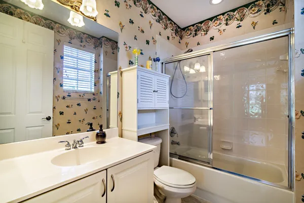 $7,400 | 2002 Graden Drive, Palm Beach Gardens, FL 33410