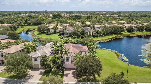 $7,400 | 2002 Graden Drive, Palm Beach Gardens, FL 33410