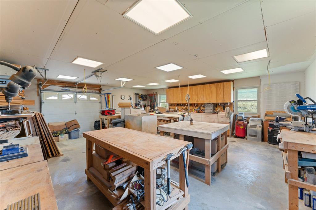 1114 Mt Lane Rhome, TX 76078 - Photo 32 of 39