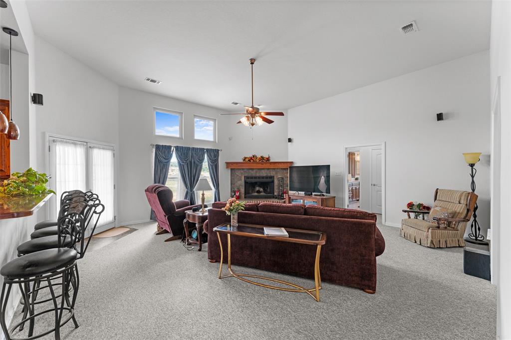 1114 Mt Lane Rhome, TX 76078 - Photo 9 of 39