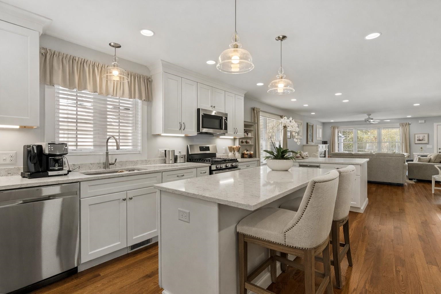 27 Mulberry Lane Epping, NH 03042 - Photo 6 of 34