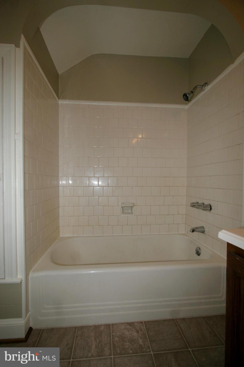 11215 Marbern Road Hagerstown, MD 21740 - Photo 11 of 25 Bath