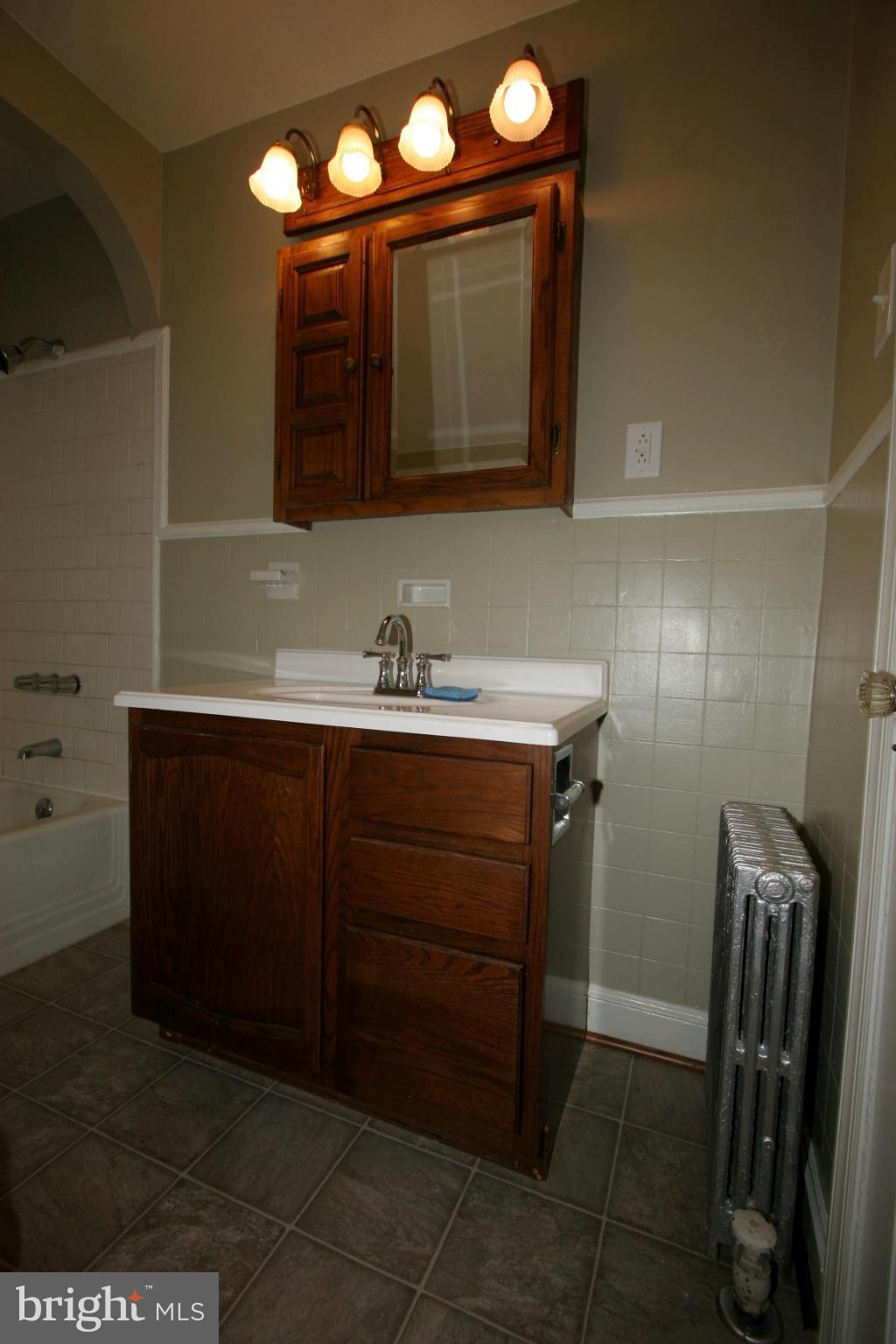 11215 Marbern Road Hagerstown, MD 21740 - Photo 10 of 25 Bath
