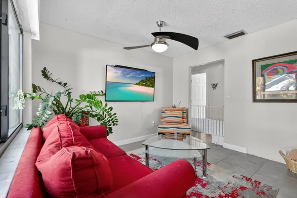 $5,000 | 3876 Northwest 8th Street, Delray Beach, FL 33445