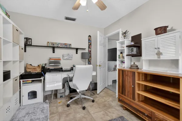 $5,000 | 3876 Northwest 8th Street, Delray Beach, FL 33445