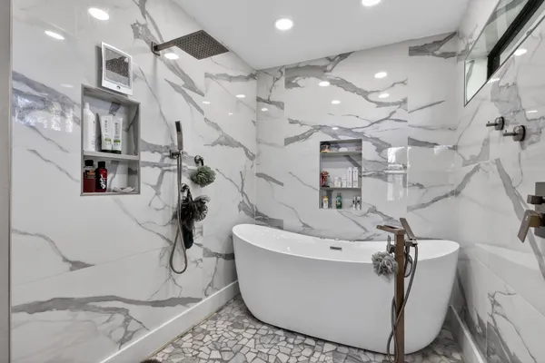 $5,000 | 3876 Northwest 8th Street, Delray Beach, FL 33445