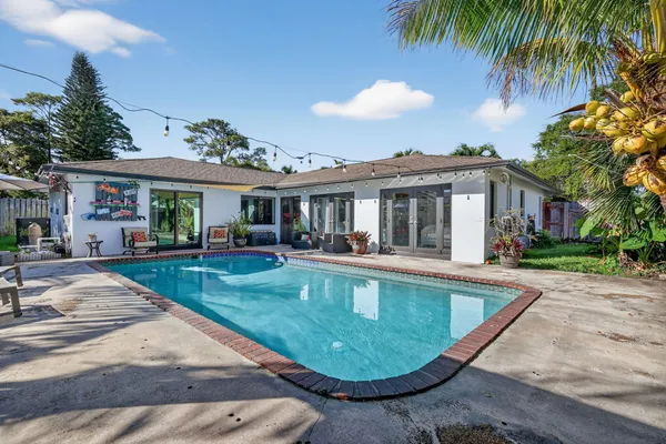 $5,000 | 3876 Northwest 8th Street, Delray Beach, FL 33445