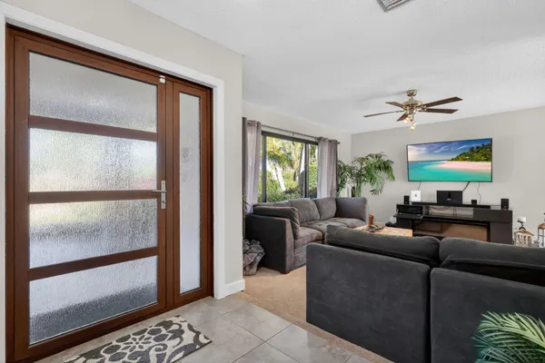 $5,000 | 3876 Northwest 8th Street, Delray Beach, FL 33445