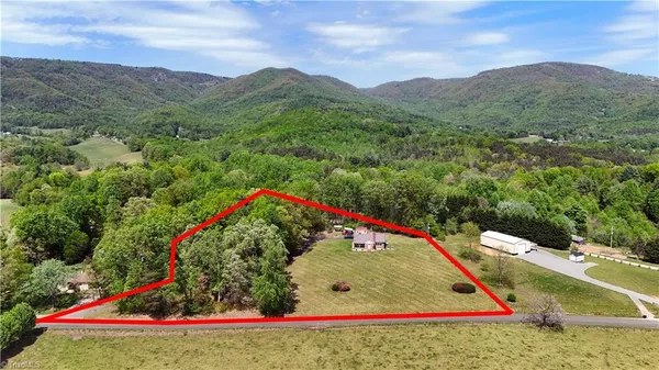 $259,900 | 60 Edwin Lane, Cana, VA 24317