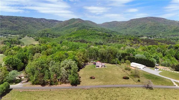 $259,900 | 60 Edwin Lane, Cana, VA 24317