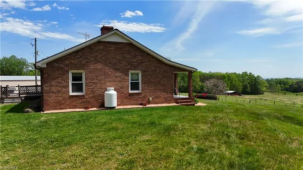 $259,900 | 60 Edwin Lane, Cana, VA 24317