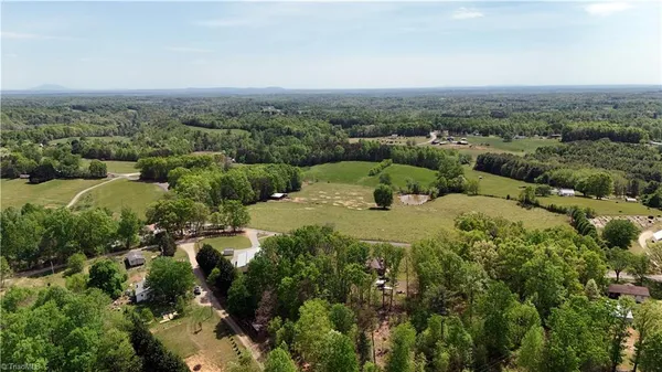 $259,900 | 60 Edwin Lane, Cana, VA 24317