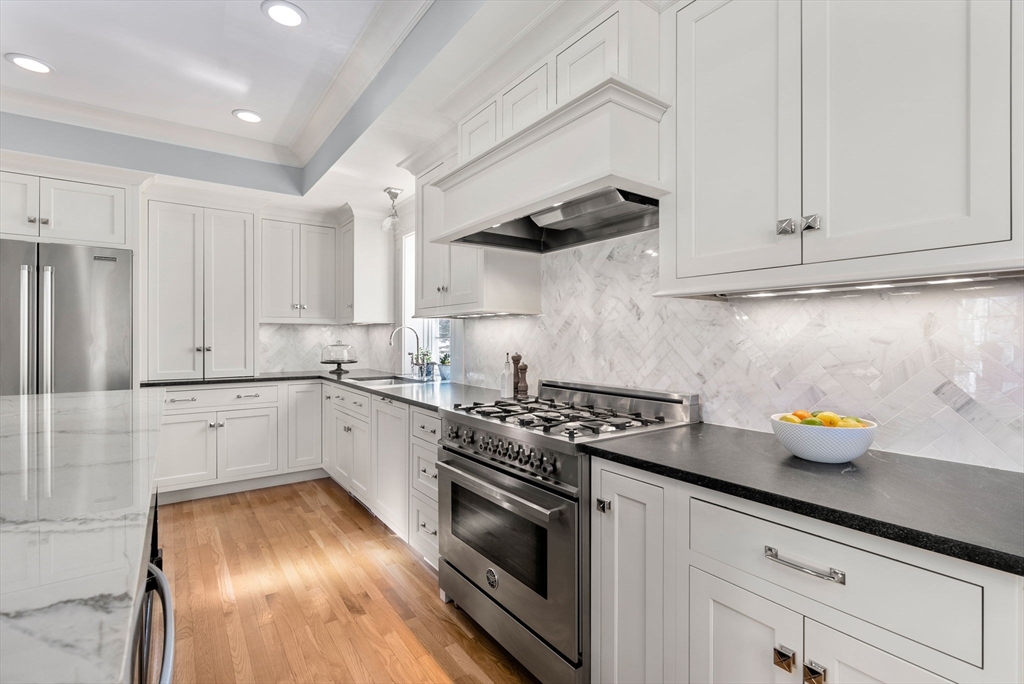 5 Snyder Road Medfield, MA 02052 - Photo 5 of 42 Gallery Image 5