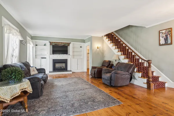 $339,900 | 272 Main Street, Middleburgh, NY 12122