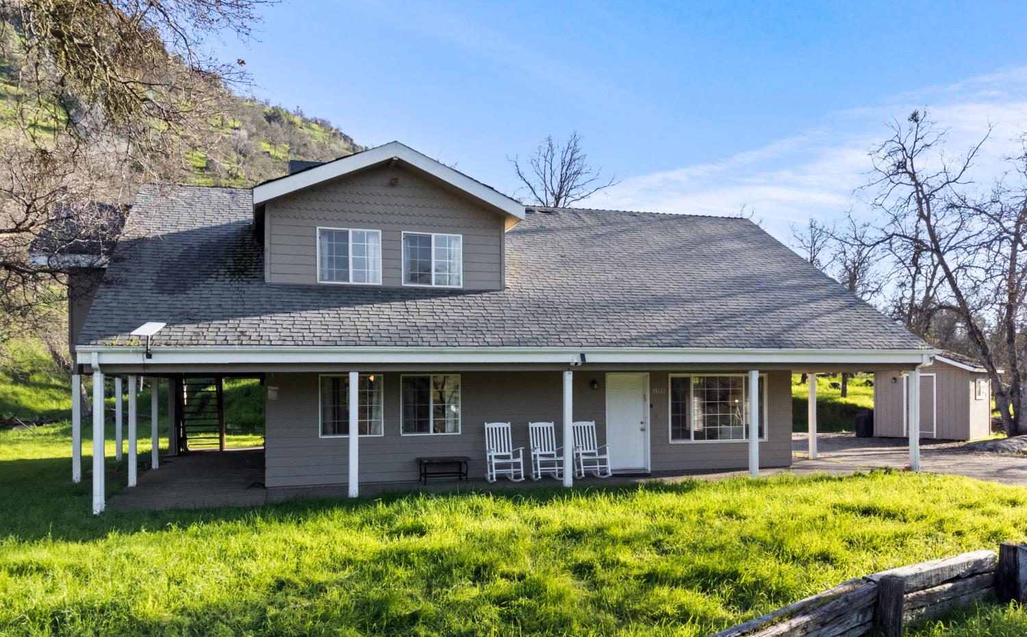 35171 Sand Creek Road Squaw Valley, CA 93675 - Photo 22 of 34 Front Porch
