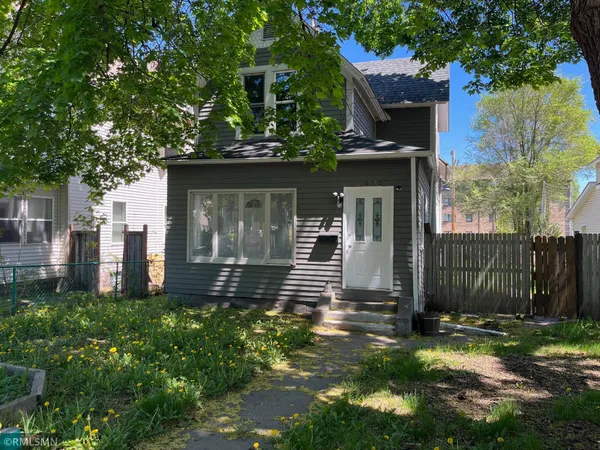 $199,900 | 2414 North 4th Street, Minneapolis, MN 55411