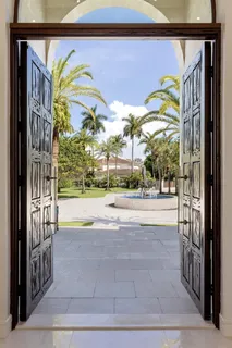 $27,500,000 | 529 Bontona Avenue, Fort Lauderdale, FL 33301