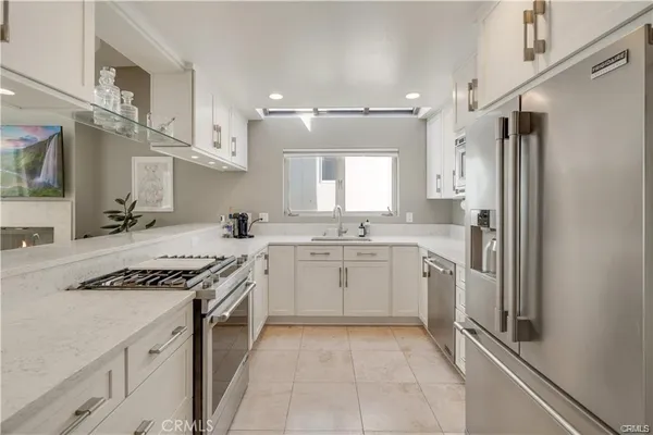 $7,250 | 505-5 Poinsettia Avenue, Corona del Mar, CA 92625