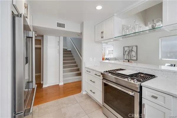 $7,250 | 505-5 Poinsettia Avenue, Corona del Mar, CA 92625