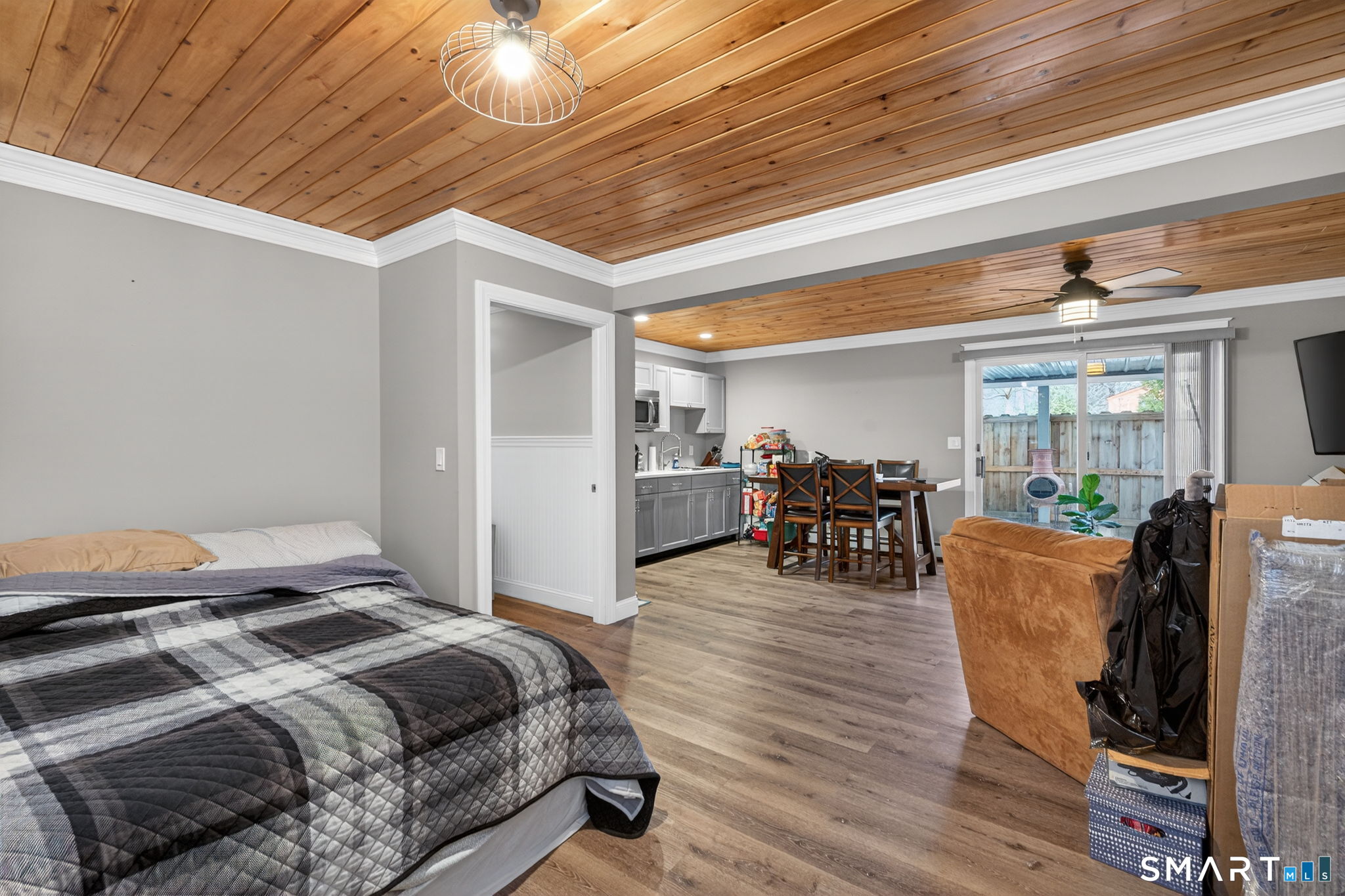 444 N Road Ashford, CT 06278 - Photo 30 of 39 Living room