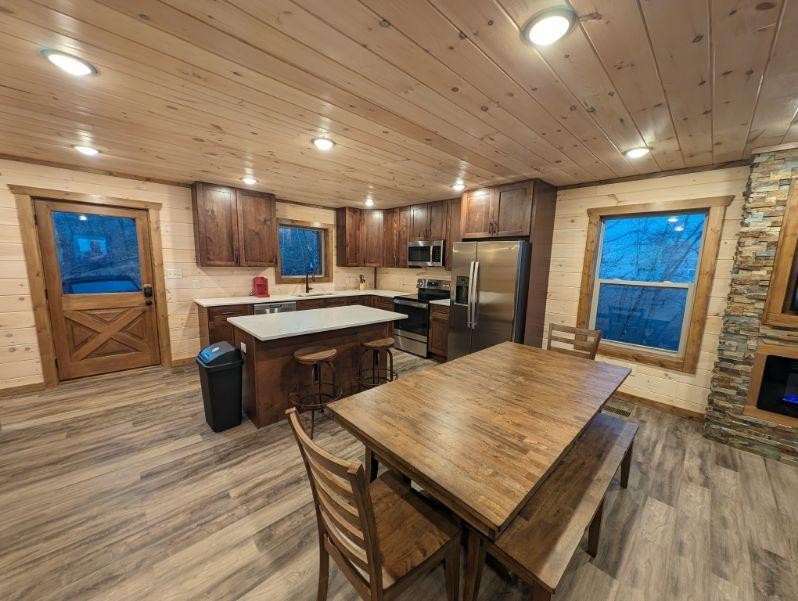 2077 Bluff Ridge Road Sevierville, TN 37876 - Photo 12 of 67 Gallery Image 12
