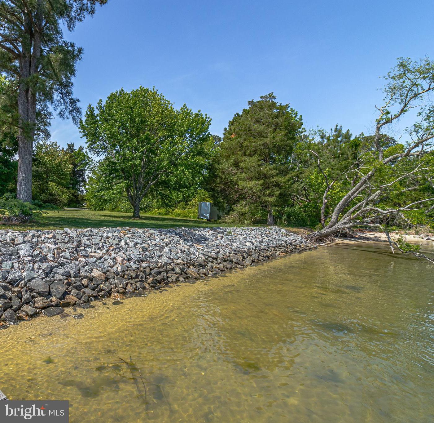 2215 Ditchley Road Kilmarnock, VA 22482 - Photo 51 of 103 Beachy area shows up the best during low tide.