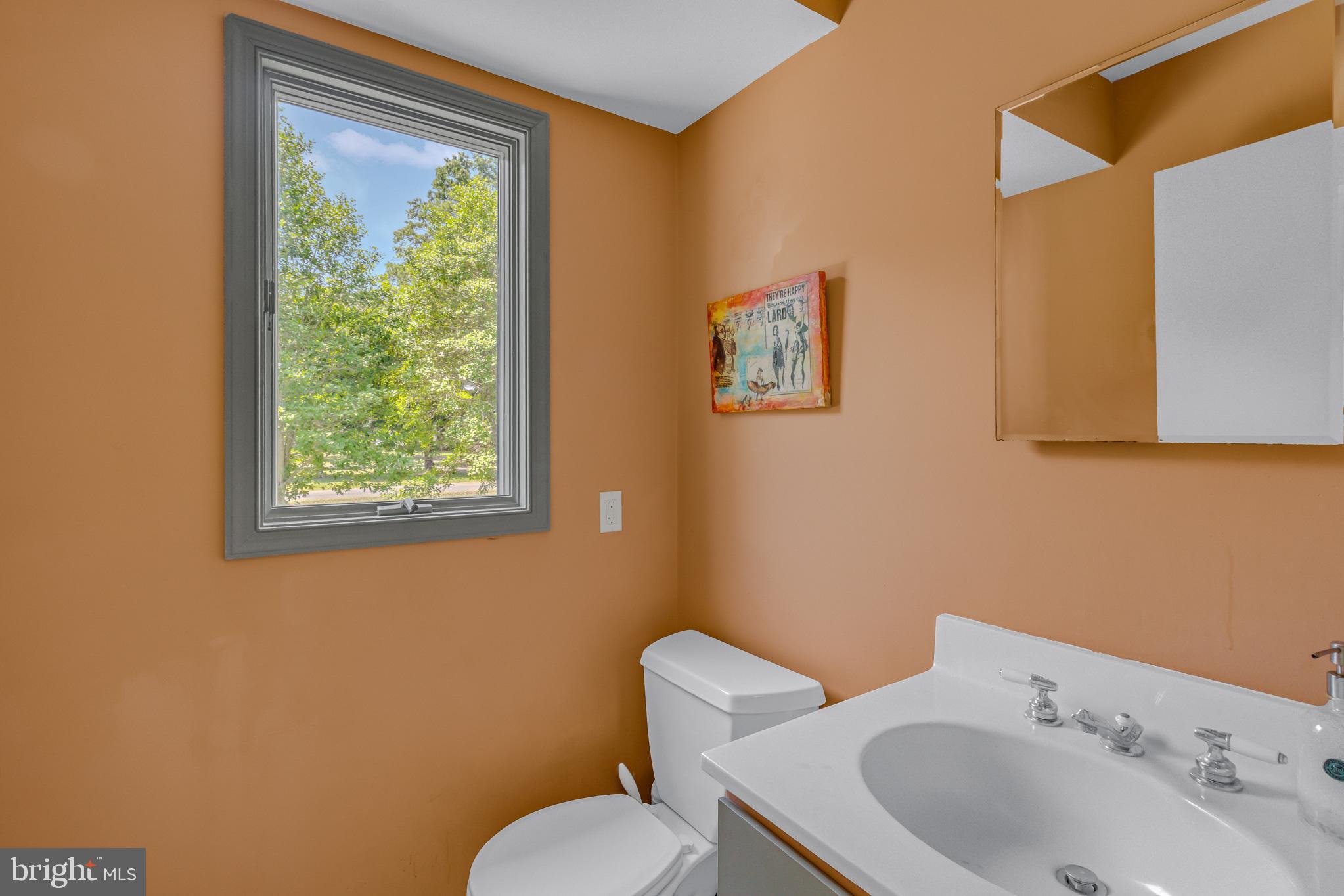 2215 Ditchley Road Kilmarnock, VA 22482 - Photo 86 of 103 Powder room by the entrance