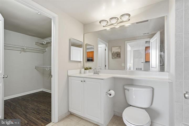 851 North Glebe Road, Unit 1812 Arlington, VA 22203 - Photo 18 of 37
