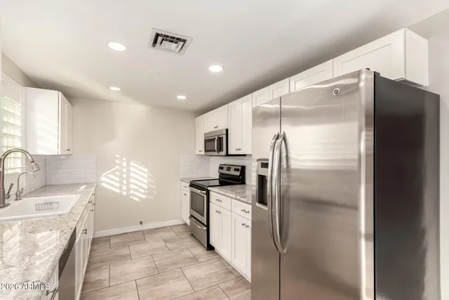 $2,400 | 2003 North Los Arboles Court, Chandler, AZ 85224