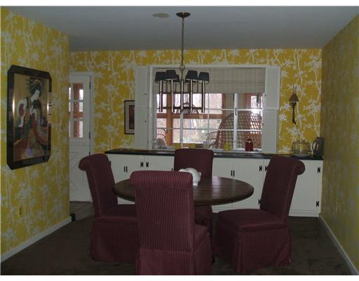488 Winnerwood Road Pittsburgh, PA 15237 - Photo 4 of 12 Dining Room.