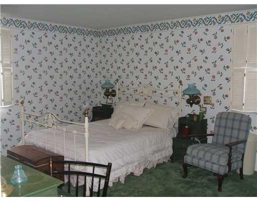 488 Winnerwood Road Pittsburgh, PA 15237 - Photo 7 of 12 Master Bedroom.