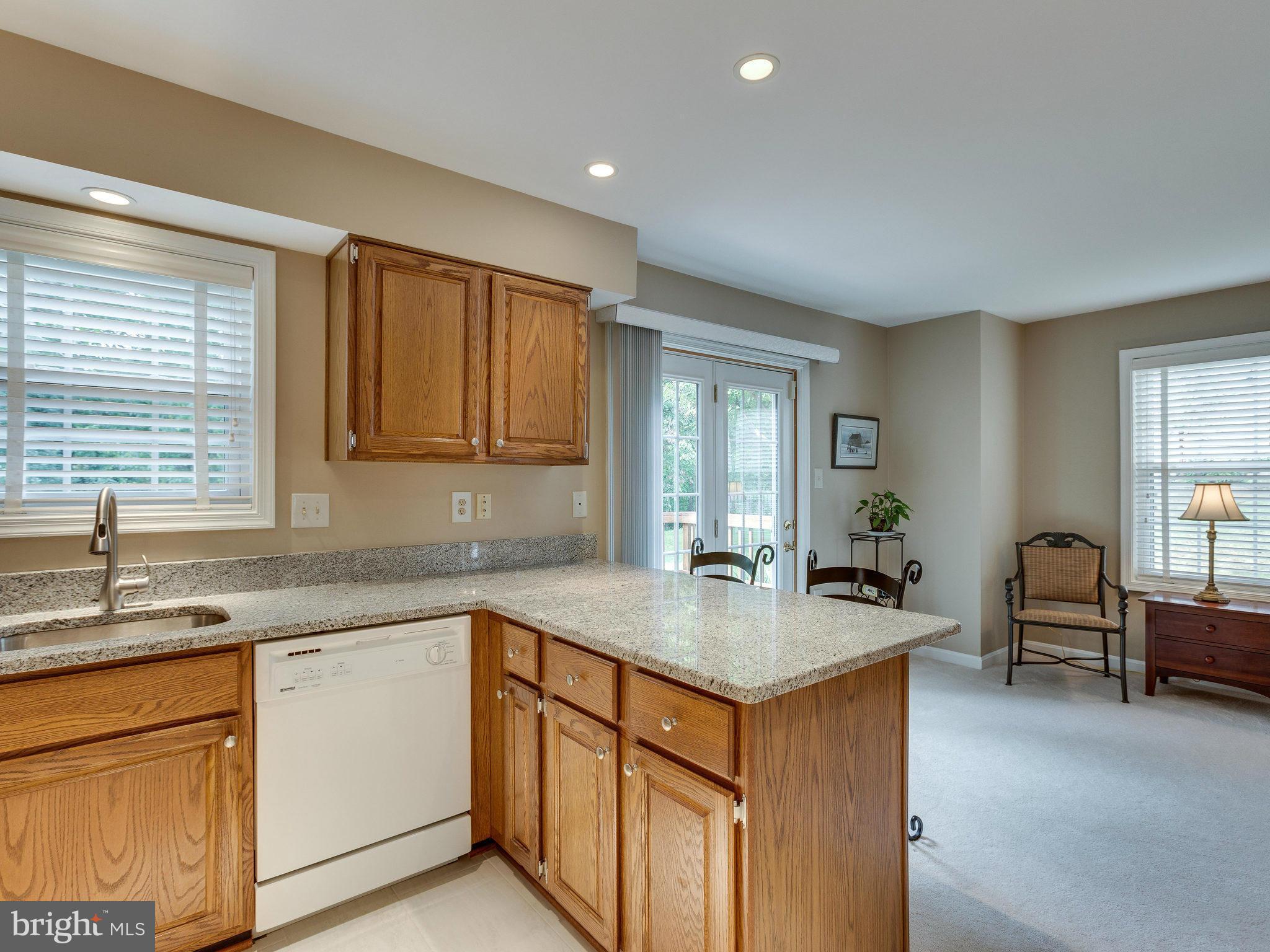 11933 Sentinel Point Court Reston, VA 20191 - Photo 11 of 30 Kitchen