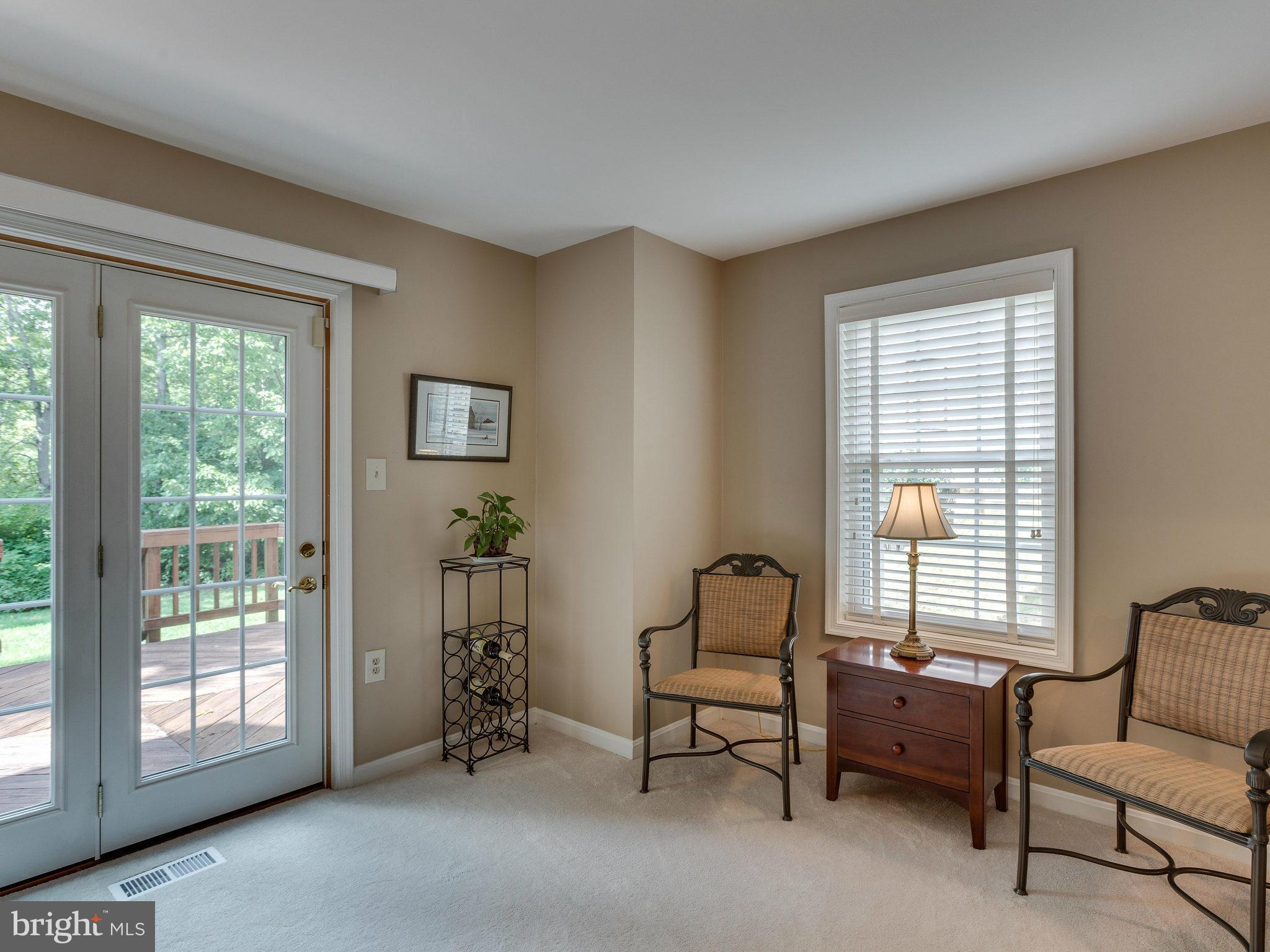 11933 Sentinel Point Court Reston, VA 20191 - Photo 12 of 30 Kitchen