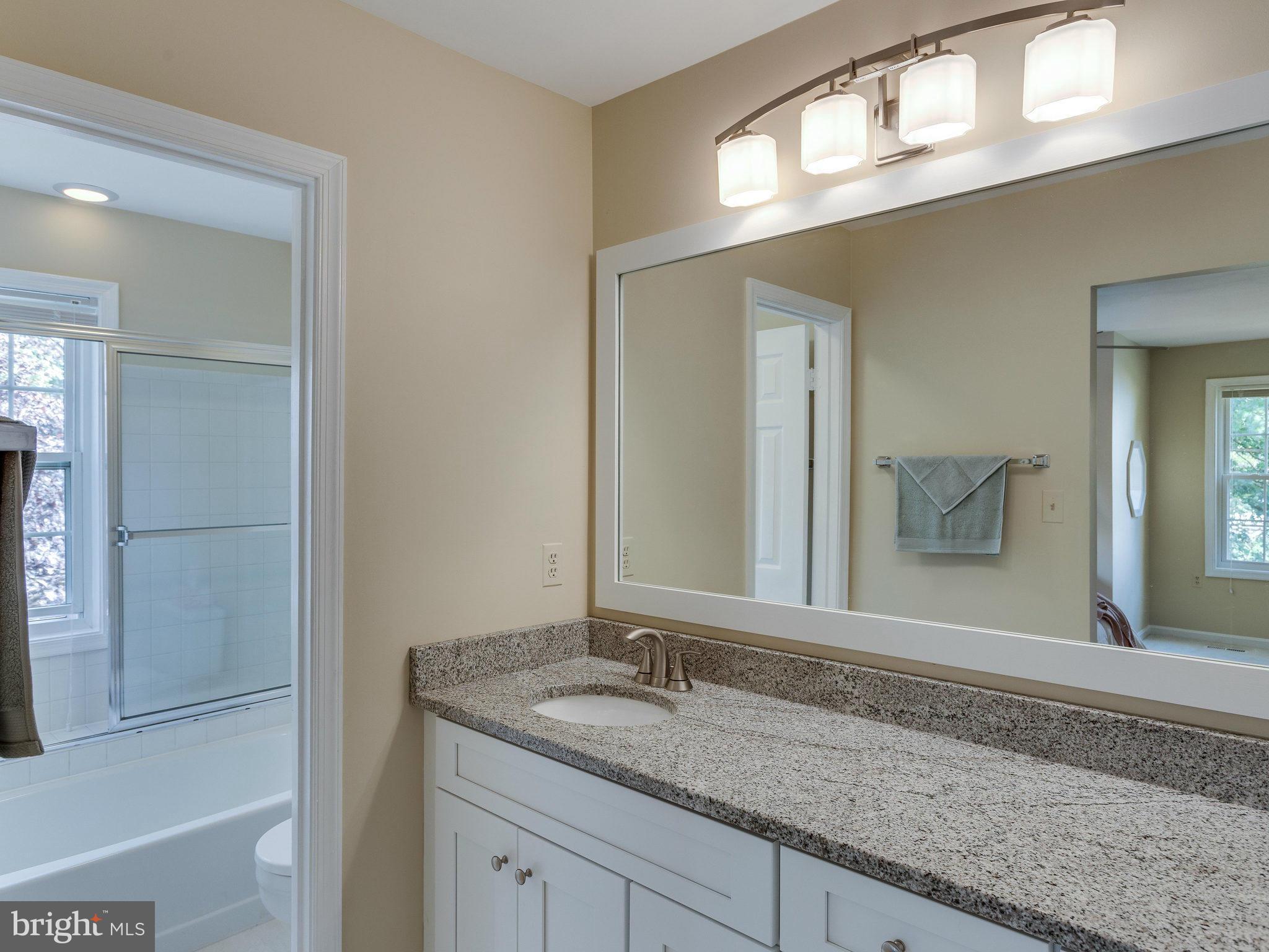 11933 Sentinel Point Court Reston, VA 20191 - Photo 16 of 30 Bath (Master)