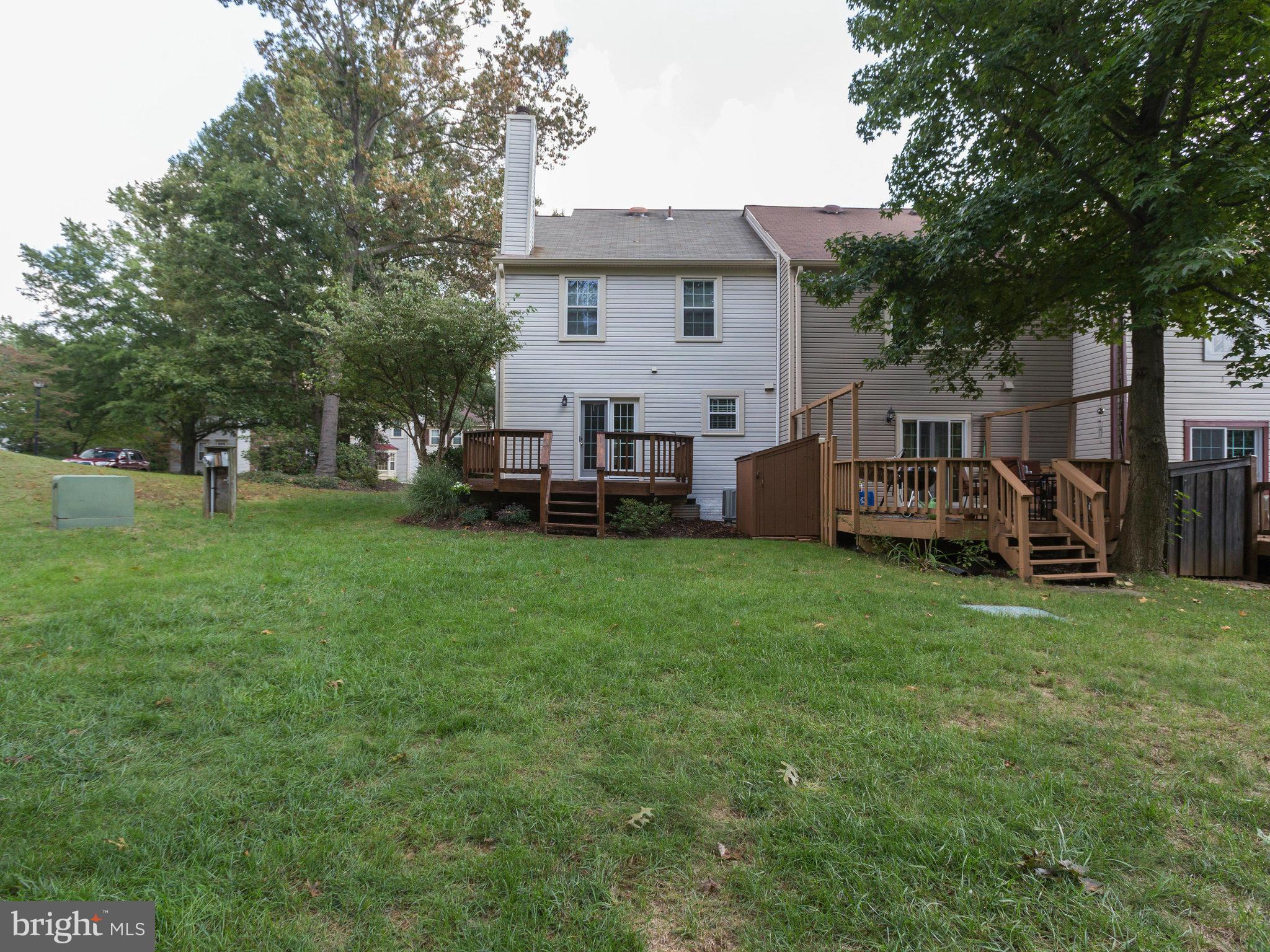 11933 Sentinel Point Court Reston, VA 20191 - Photo 26 of 30 Exterior (Rear)