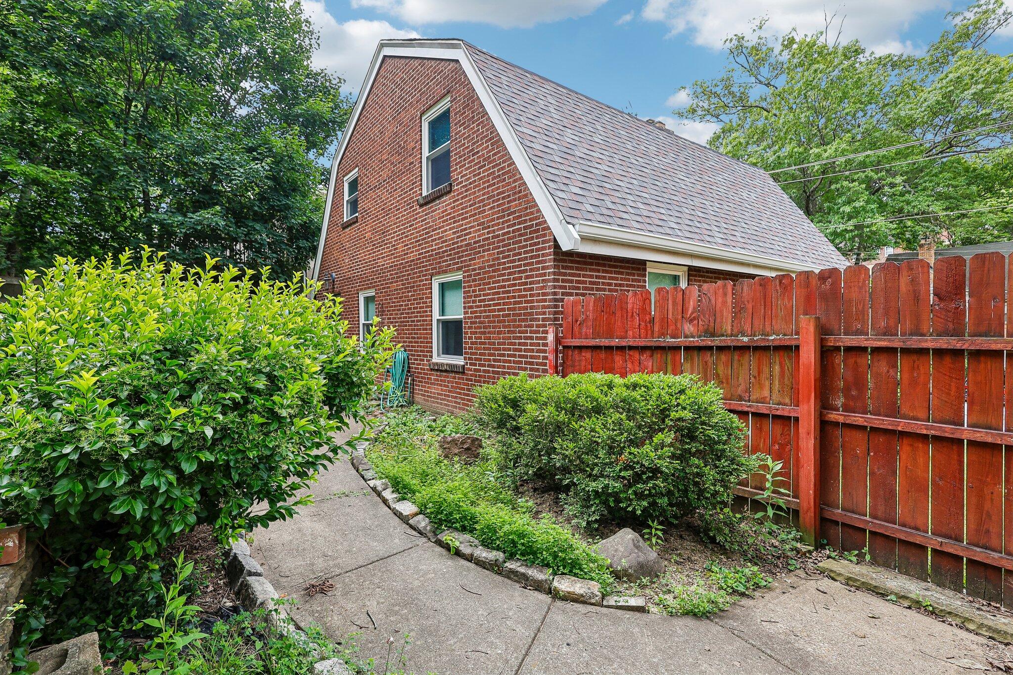 1422 Amsterdam Road Covington, KY 41011 - Photo 34 of 38