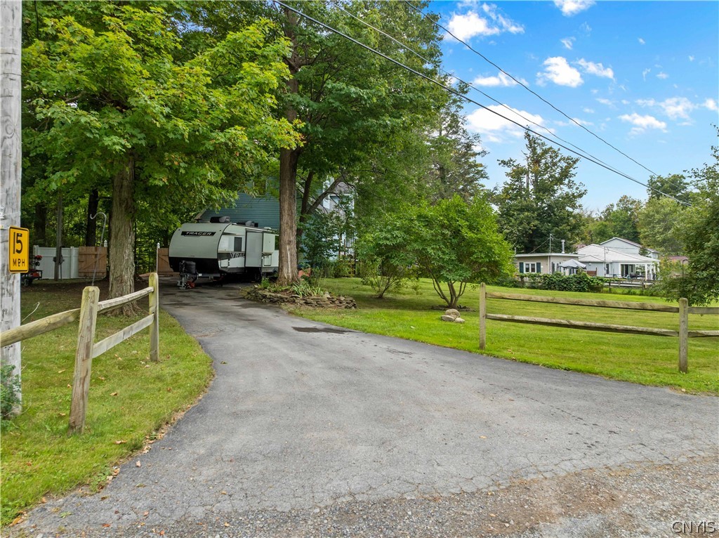 149 Rikers Beach Road Scriba, NY 13126 - Photo 5 of 37 Gallery Image 5