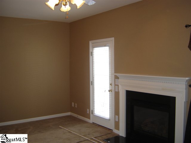 212 Spring Crossing Circle Greer, SC 29650 - Photo 7 of 11
